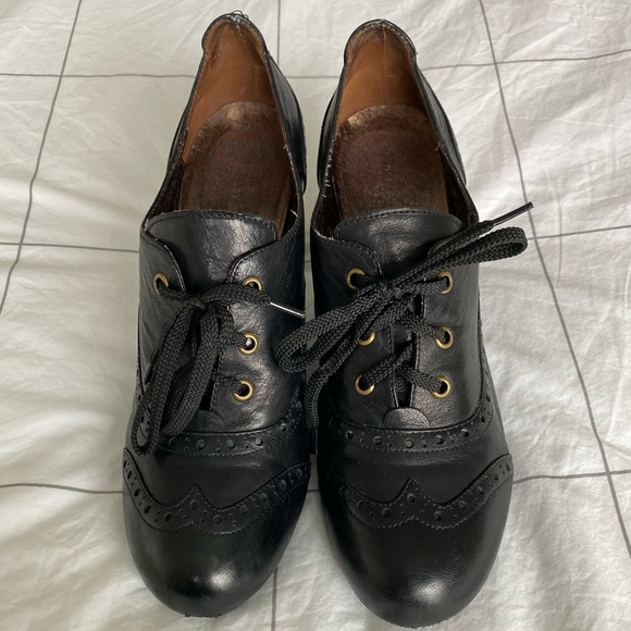 Chocolat Blu Shoes - Chocolat Blu black leather wingtip heels